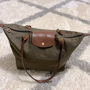 Longchamp Le pliage large olive green tote
